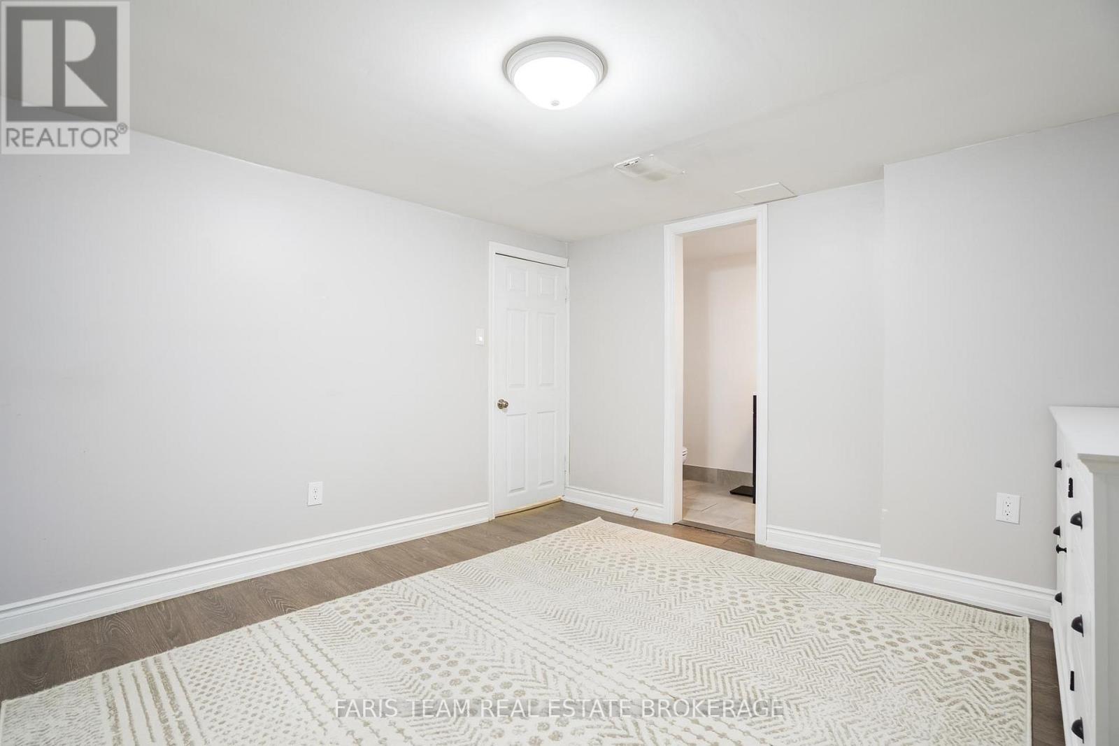 71 Harrison Drive, Newmarket, Ontario  L3Y 4P3 - Photo 33 - N13165694