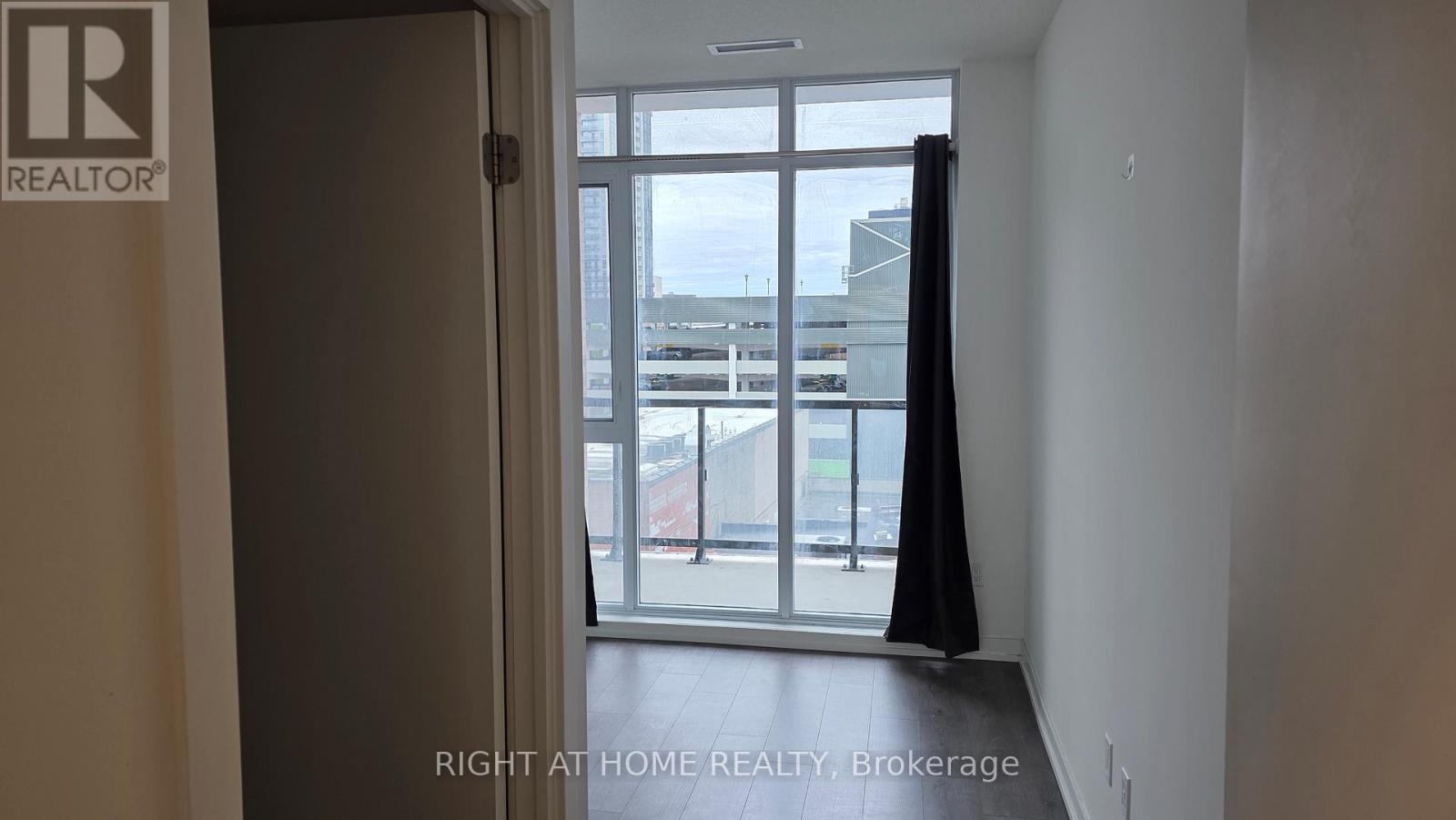 412 - 55 Duke Street W, Kitchener, Ontario N2H 0B7 - Photo 12 - X13165684
