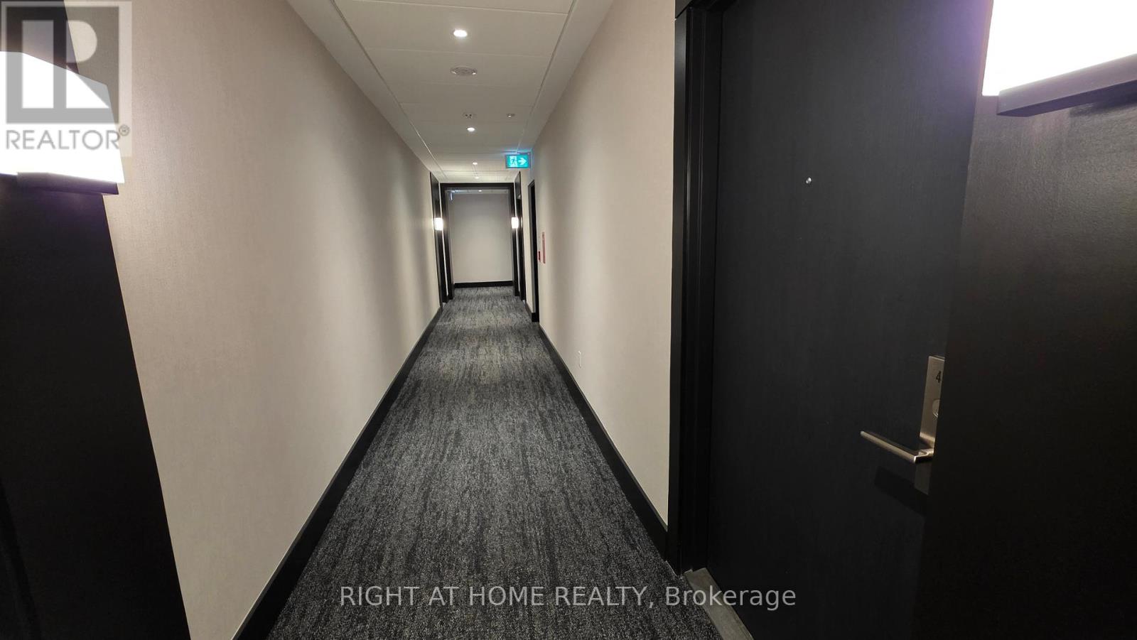 412 - 55 Duke Street W, Kitchener, Ontario N2H 0B7 - Photo 2 - X13165684