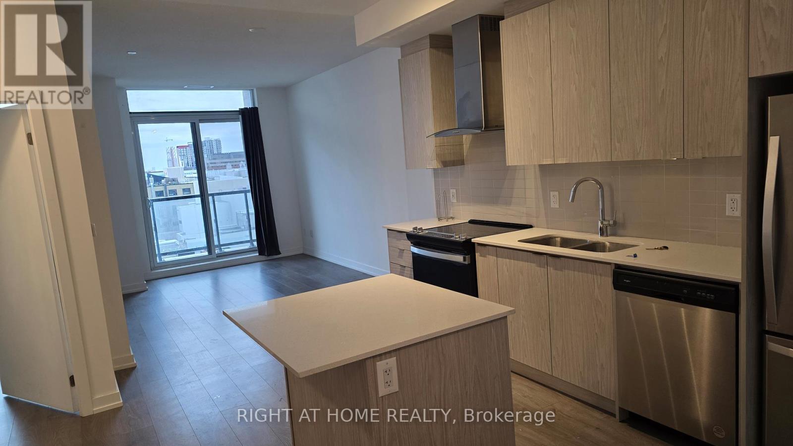 412 - 55 Duke Street W, Kitchener, Ontario N2H 0B7 - Photo 5 - X13165684