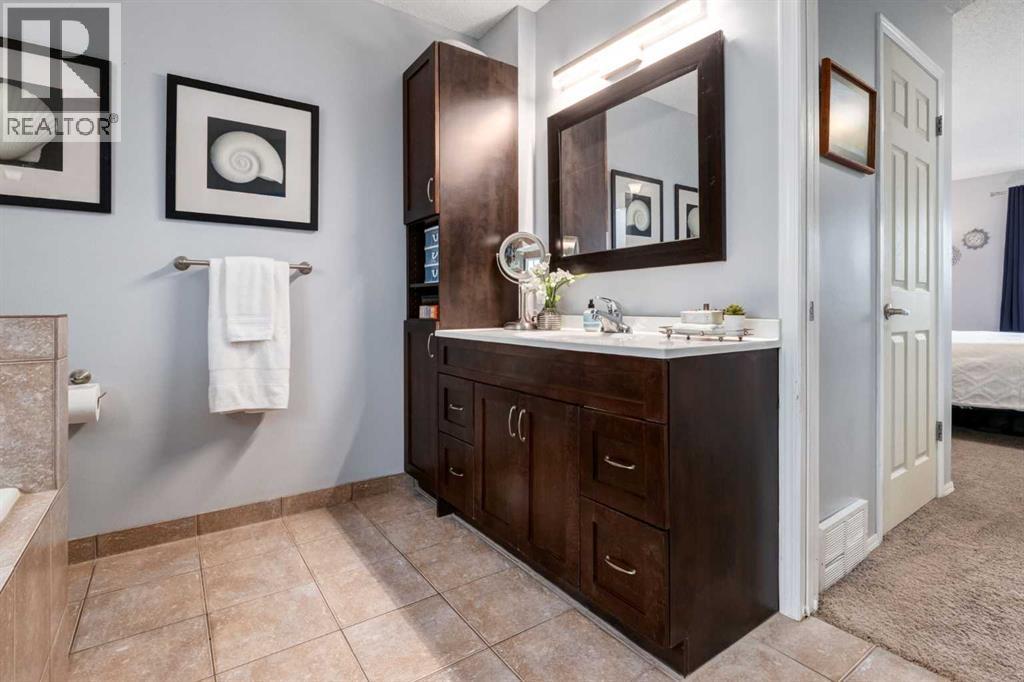 133 Sandpiper Circle Nw, Calgary, Alberta T3K 3R4 - Photo 25 - A2314037