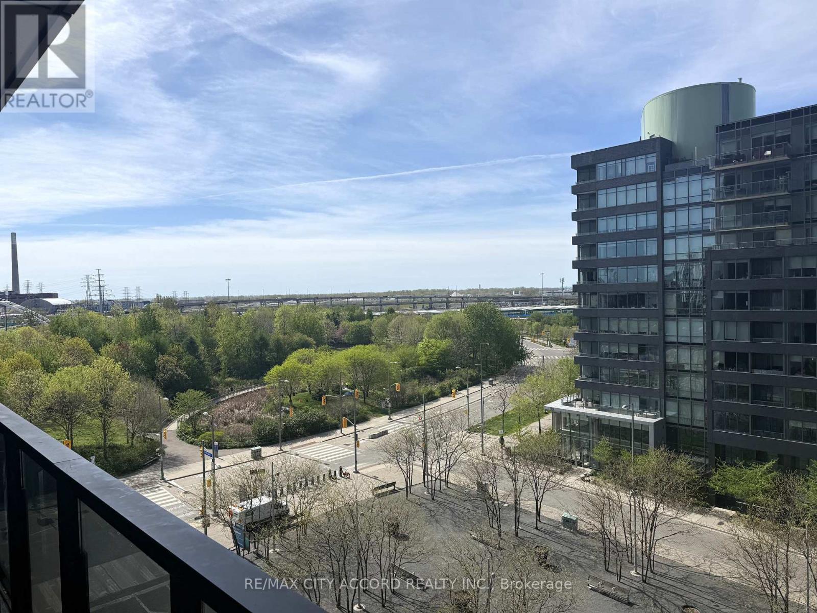 705 - 170 Bayview Avenue, Toronto, Ontario  M5A 0M4 - Photo 9 - C13106016