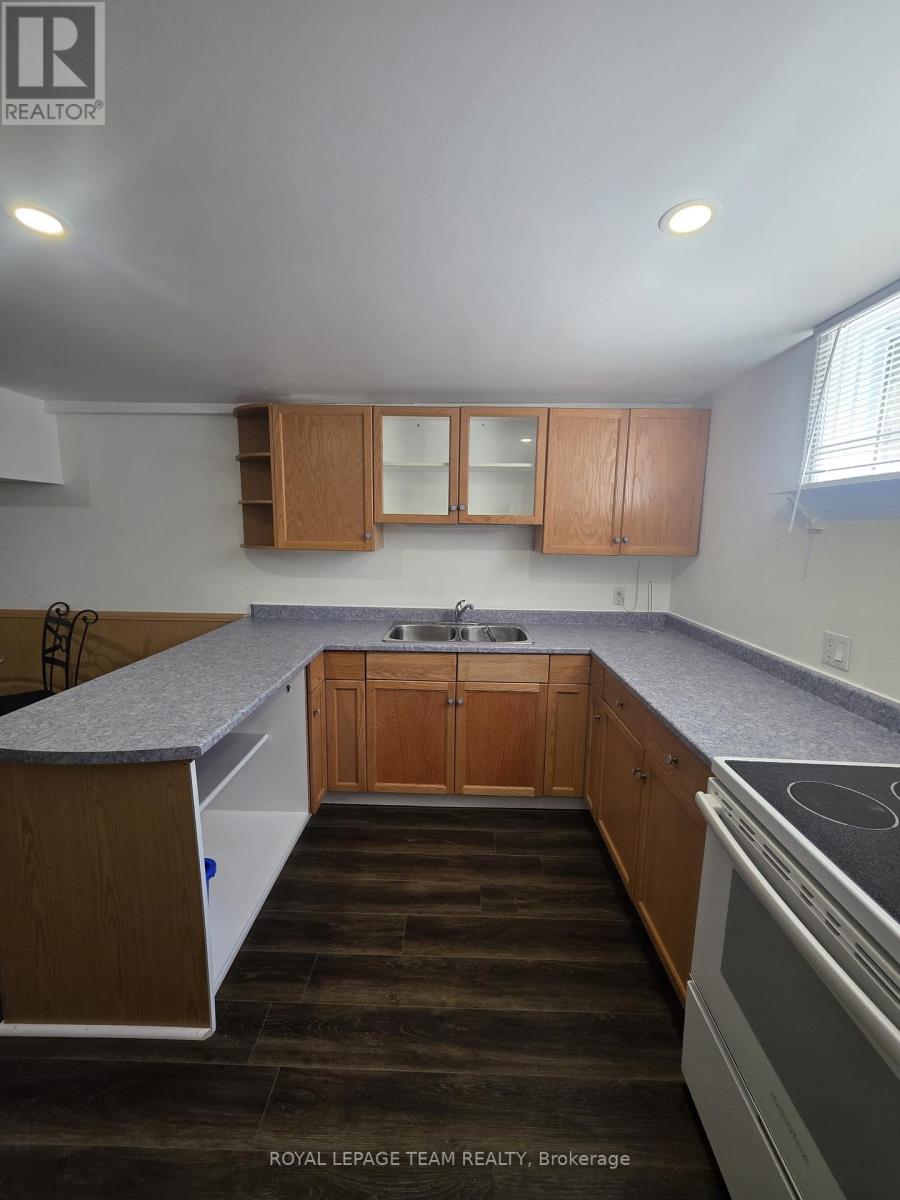 B - 773 May Street, Ottawa, Ontario  K1K 3H1 - Photo 11 - X13165716
