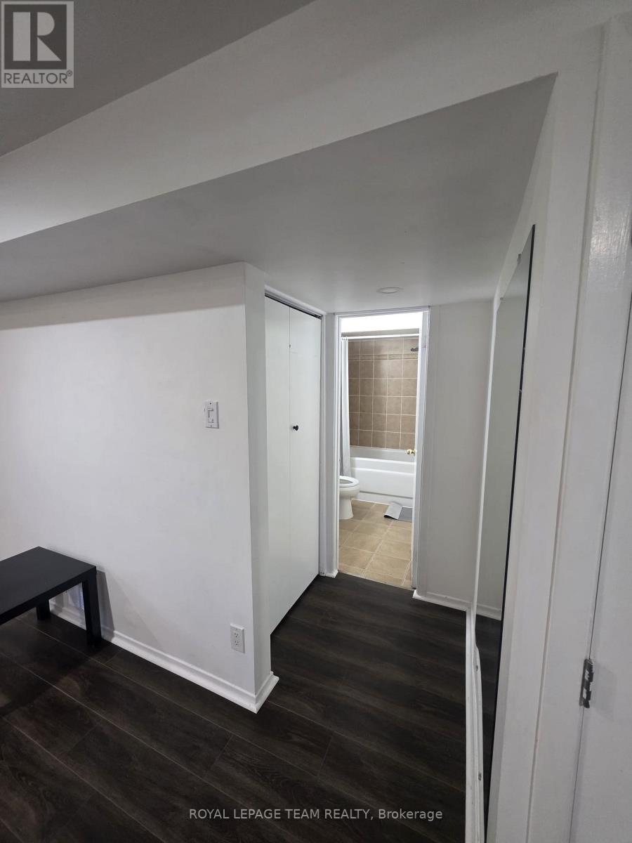 B - 773 May Street, Ottawa, Ontario  K1K 3H1 - Photo 13 - X13165716