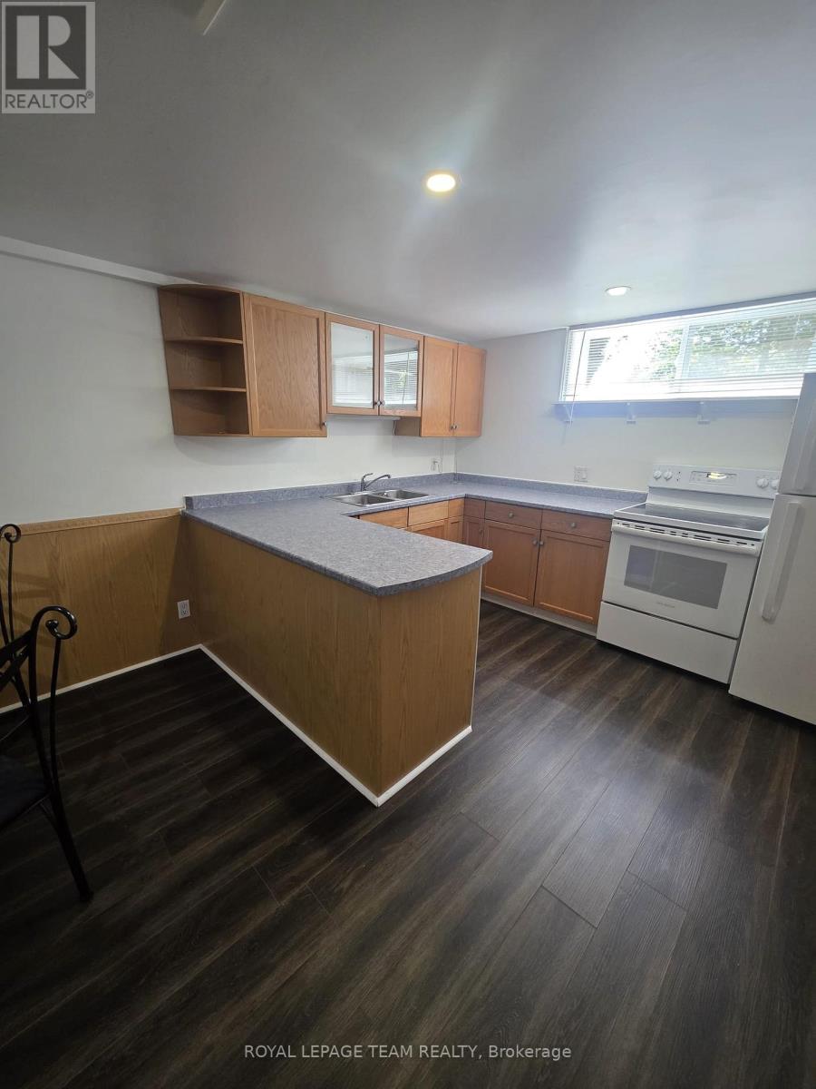 B - 773 May Street, Ottawa, Ontario  K1K 3H1 - Photo 8 - X13165716