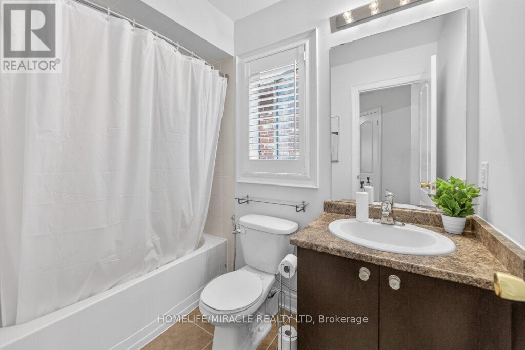 211 Wardlaw Place, Vaughan, Ontario  L4H 3L7 - Photo 35 - N13114660