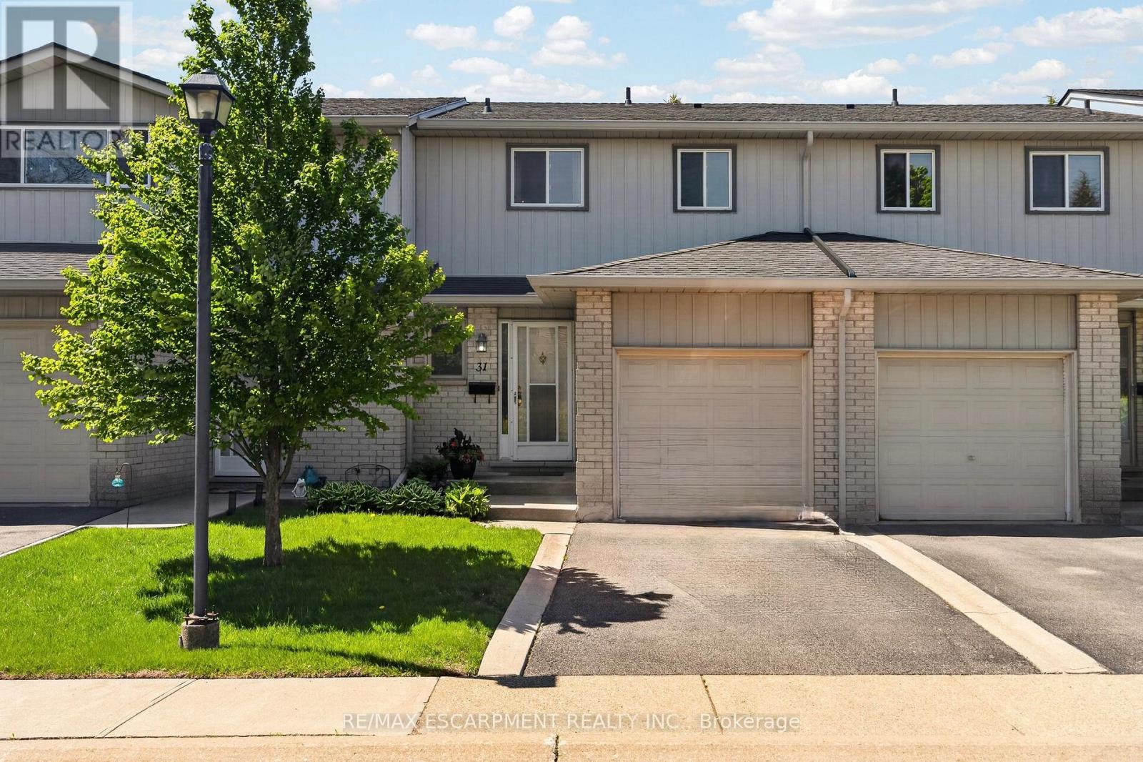 31 - 1675 UPPER GAGE AVENUE, Hamilton, Ontario