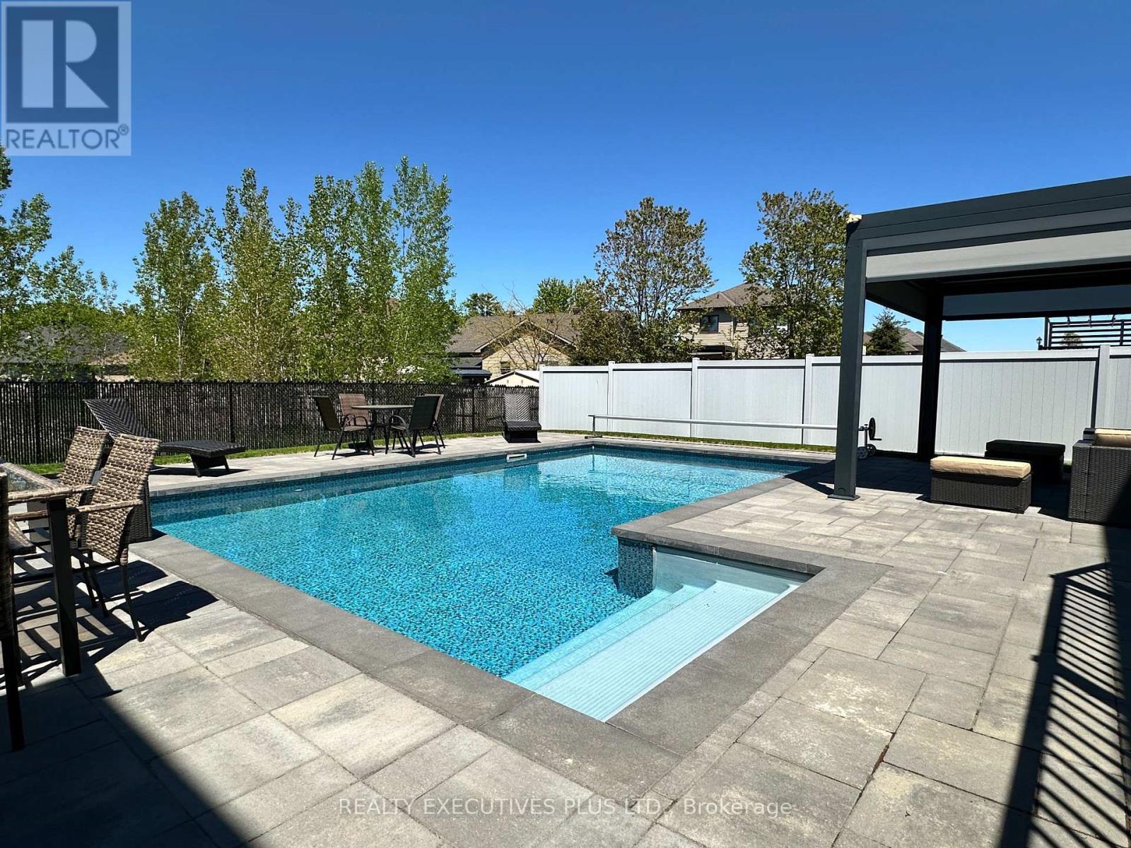 1082 Docteur Corbeil Boulevard, Clarence-Rockland, Ontario  K4K 0E9 - Photo 43 - X12673010