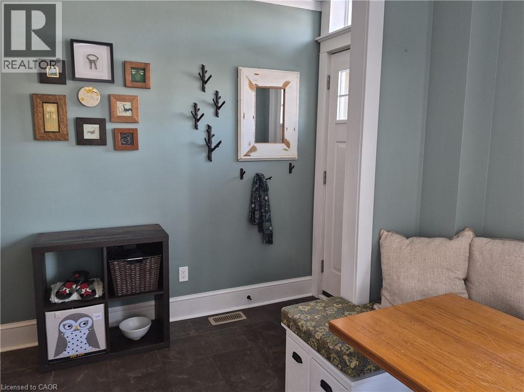 210 Charlton Avenue E, Hamilton, Ontario  L8N 1Z1 - Photo 4 - 40804567