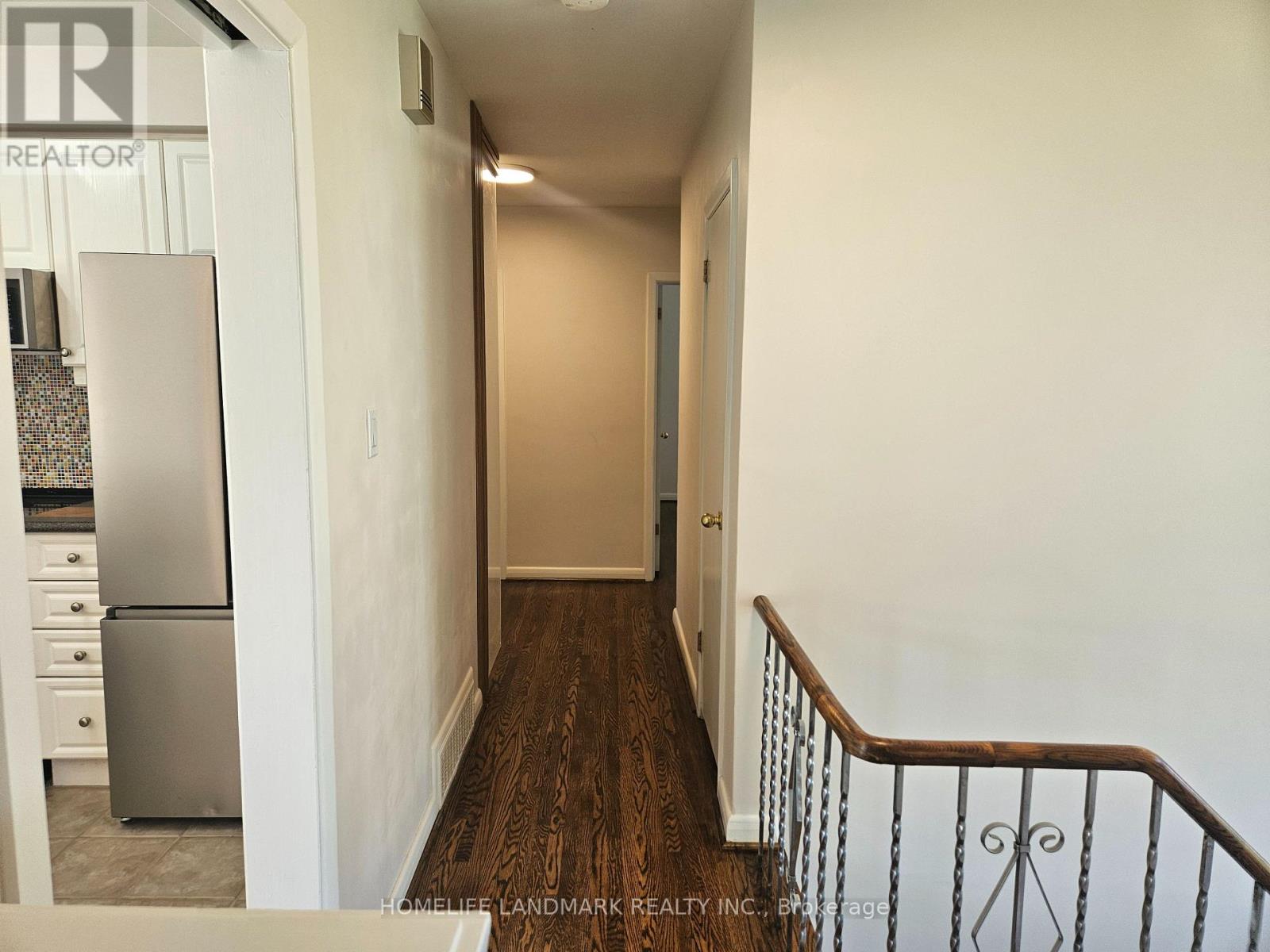 16 Donewen Court, Toronto, Ontario  M4A 1P8 - Photo 19 - C13165732