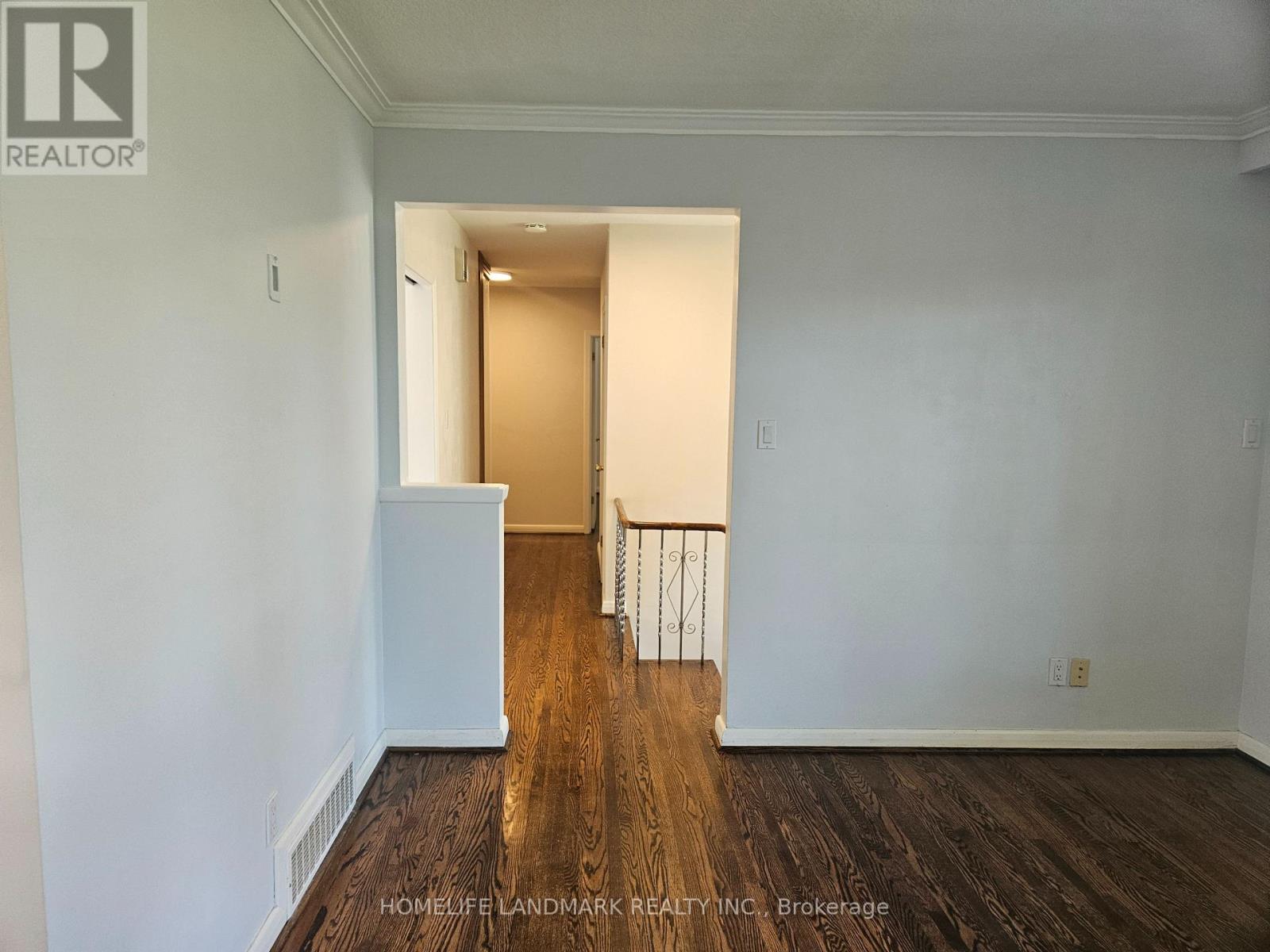 16 Donewen Court, Toronto, Ontario  M4A 1P8 - Photo 20 - C13165732