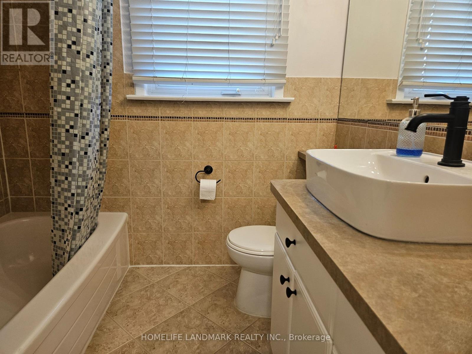16 Donewen Court, Toronto, Ontario  M4A 1P8 - Photo 23 - C13165732