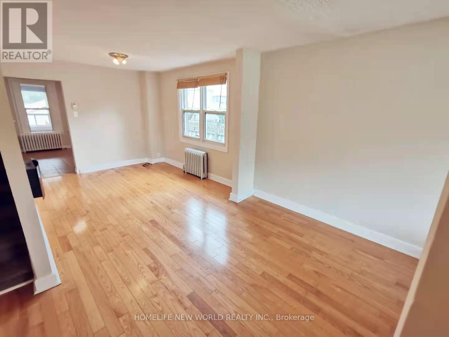 26 Epsom U2 Avenue, Toronto, Ontario  M4C 2A6 - Photo 3 - E13165700