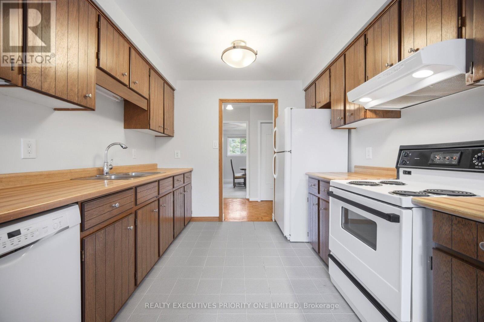 174 Kingsview Drive, Caledon, Ontario  L7E 3W7 - Photo 12 - W13159718