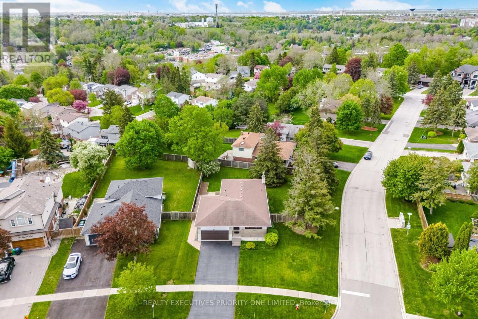 174 KINGSVIEW DRIVE, Caledon, Ontario