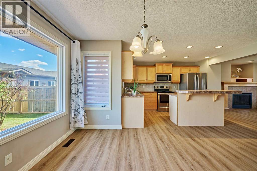 383 Prestwick Close SE, Calgary, Alberta  T2Z 4Y5 - Photo 12 - A2314102
