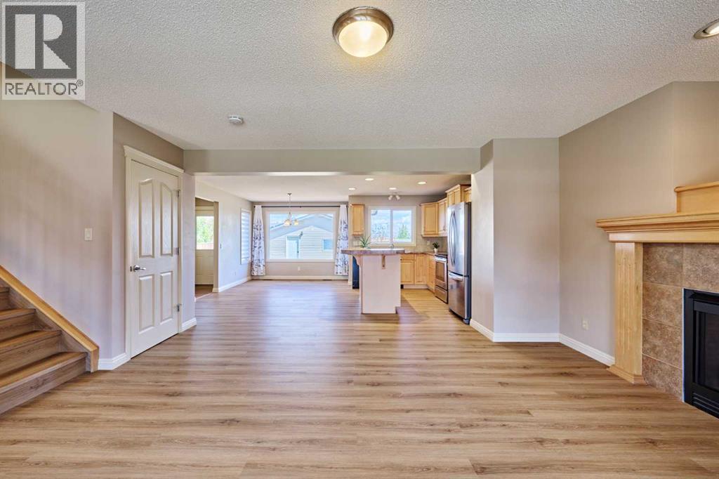 383 Prestwick Close SE, Calgary, Alberta  T2Z 4Y5 - Photo 7 - A2314102