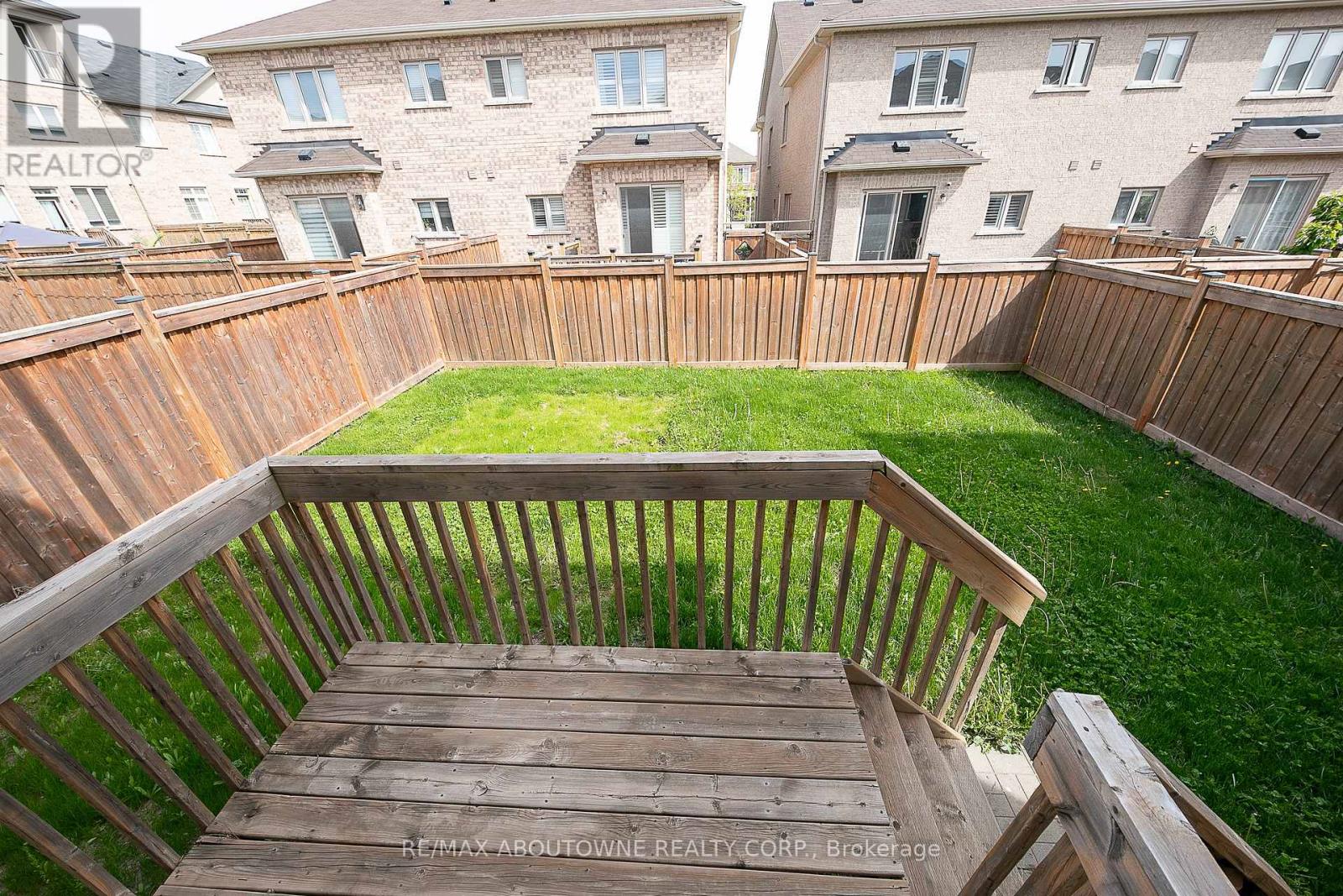492 Grindstone Trail, Oakville, Ontario  L6H 0S1 - Photo 10 - W13165728