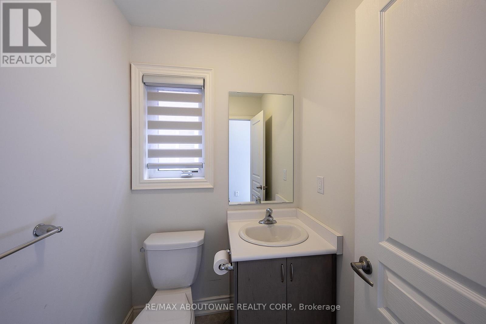 492 Grindstone Trail, Oakville, Ontario  L6H 0S1 - Photo 11 - W13165728