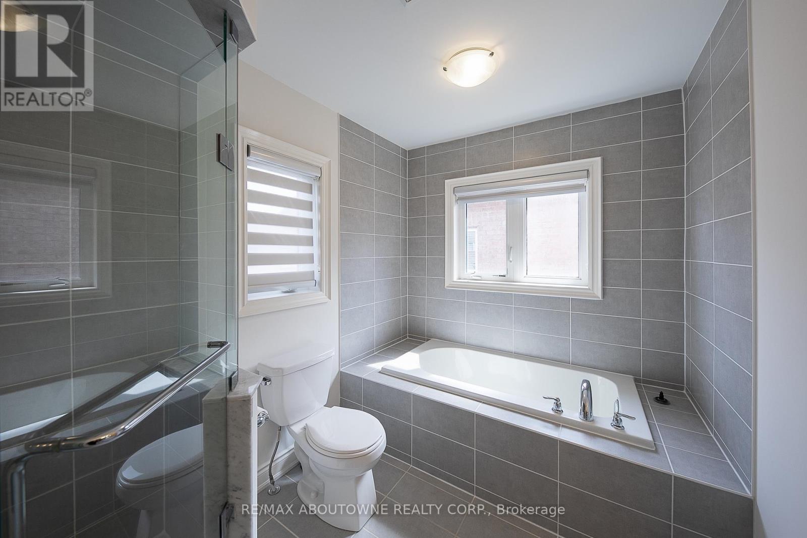 492 Grindstone Trail, Oakville, Ontario  L6H 0S1 - Photo 20 - W13165728