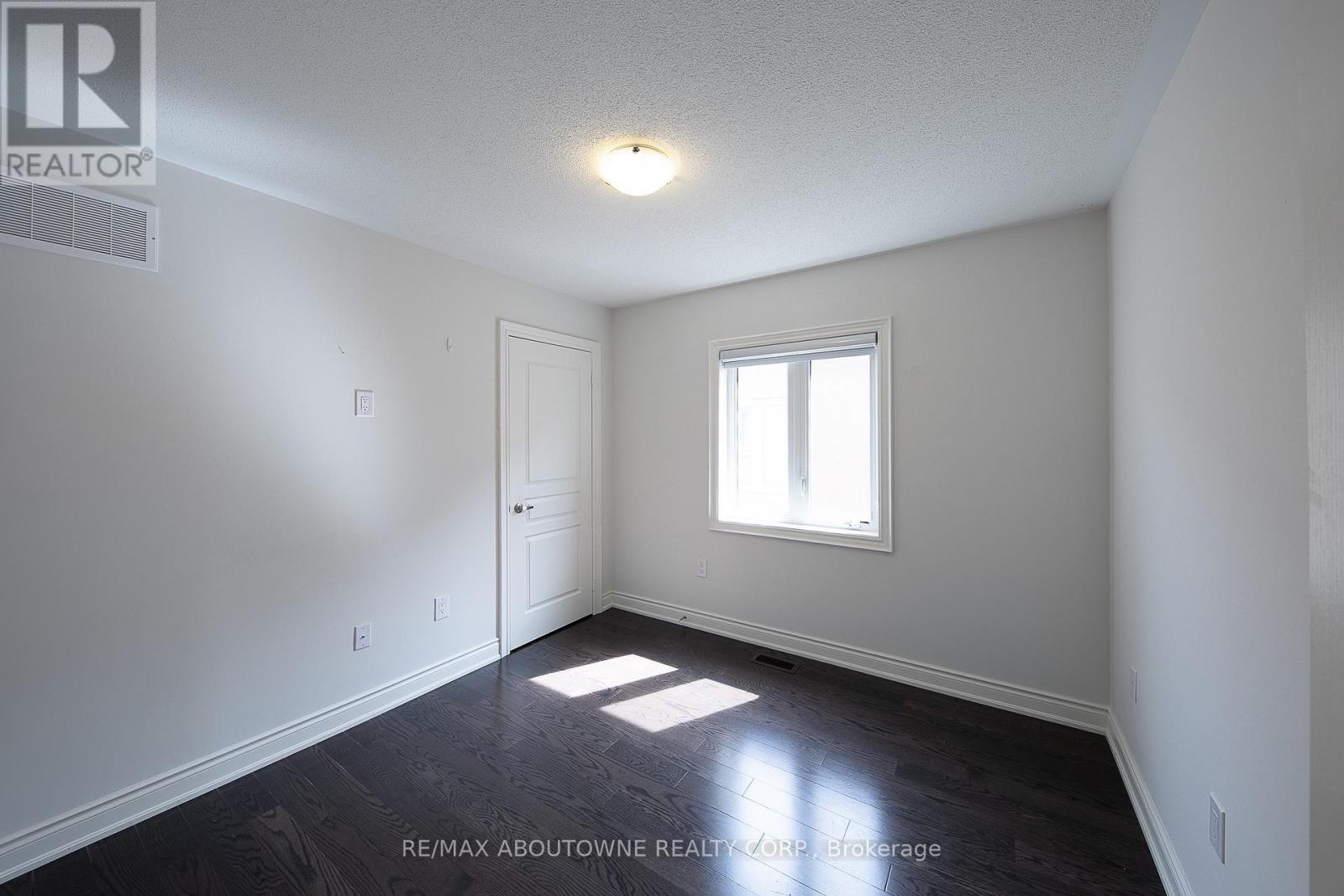 492 Grindstone Trail, Oakville, Ontario  L6H 0S1 - Photo 22 - W13165728