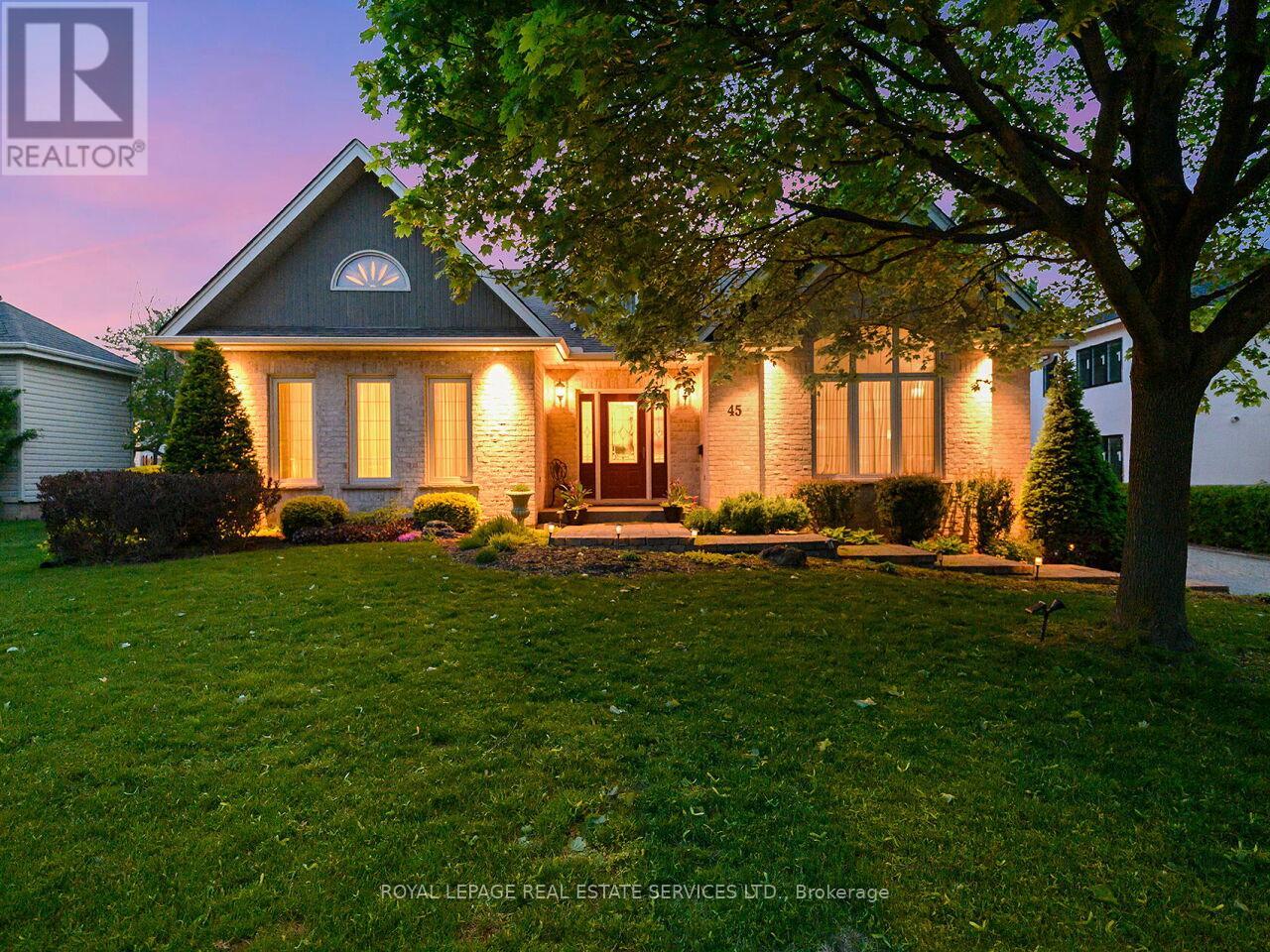 45 JOHN STREET, Milton, Ontario