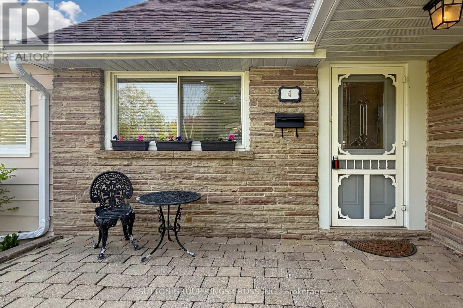 4 Matthew Street, Orangeville, Ontario  L9W 2H4 - Photo 2 - W13165738