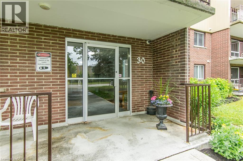 30 Avalon Place Unit# 203, Kitchener, Ontario  N2M 4N6 - Photo 3 - 40819150