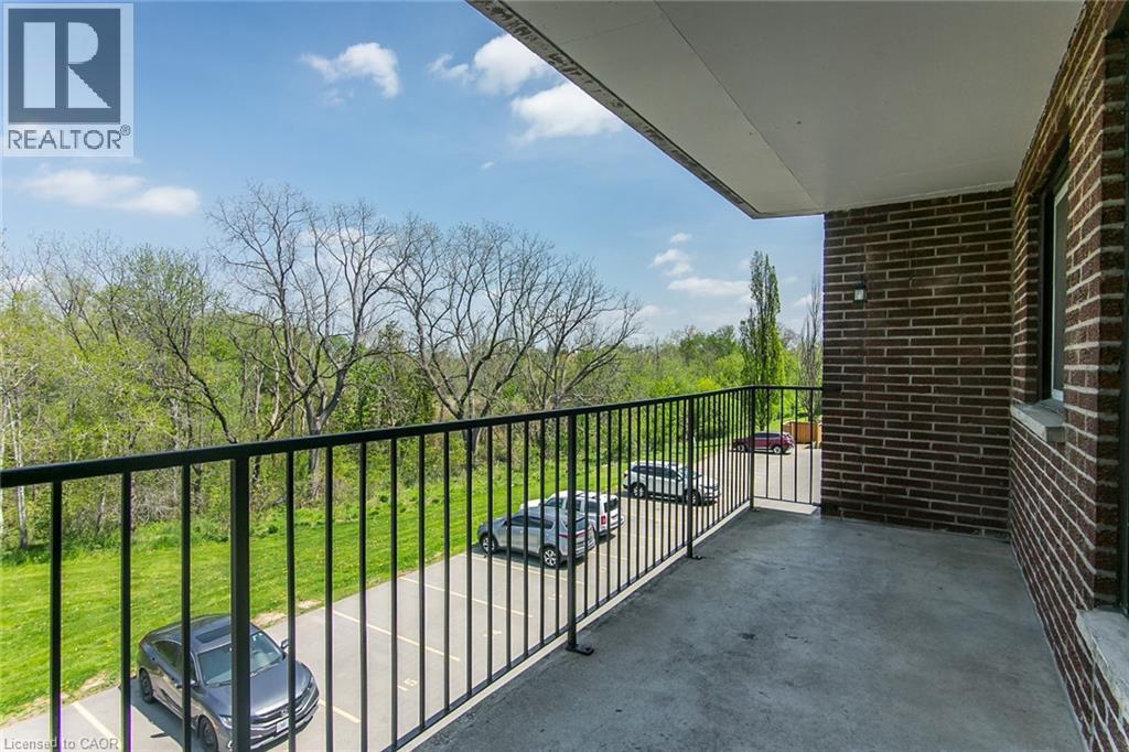 30 Avalon Place Unit# 203, Kitchener, Ontario  N2M 4N6 - Photo 35 - 40819150