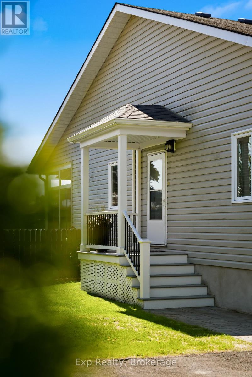 148 North Beaver Lake Road, Stone Mills, Ontario  K0K 2A0 - Photo 8 - X13165766