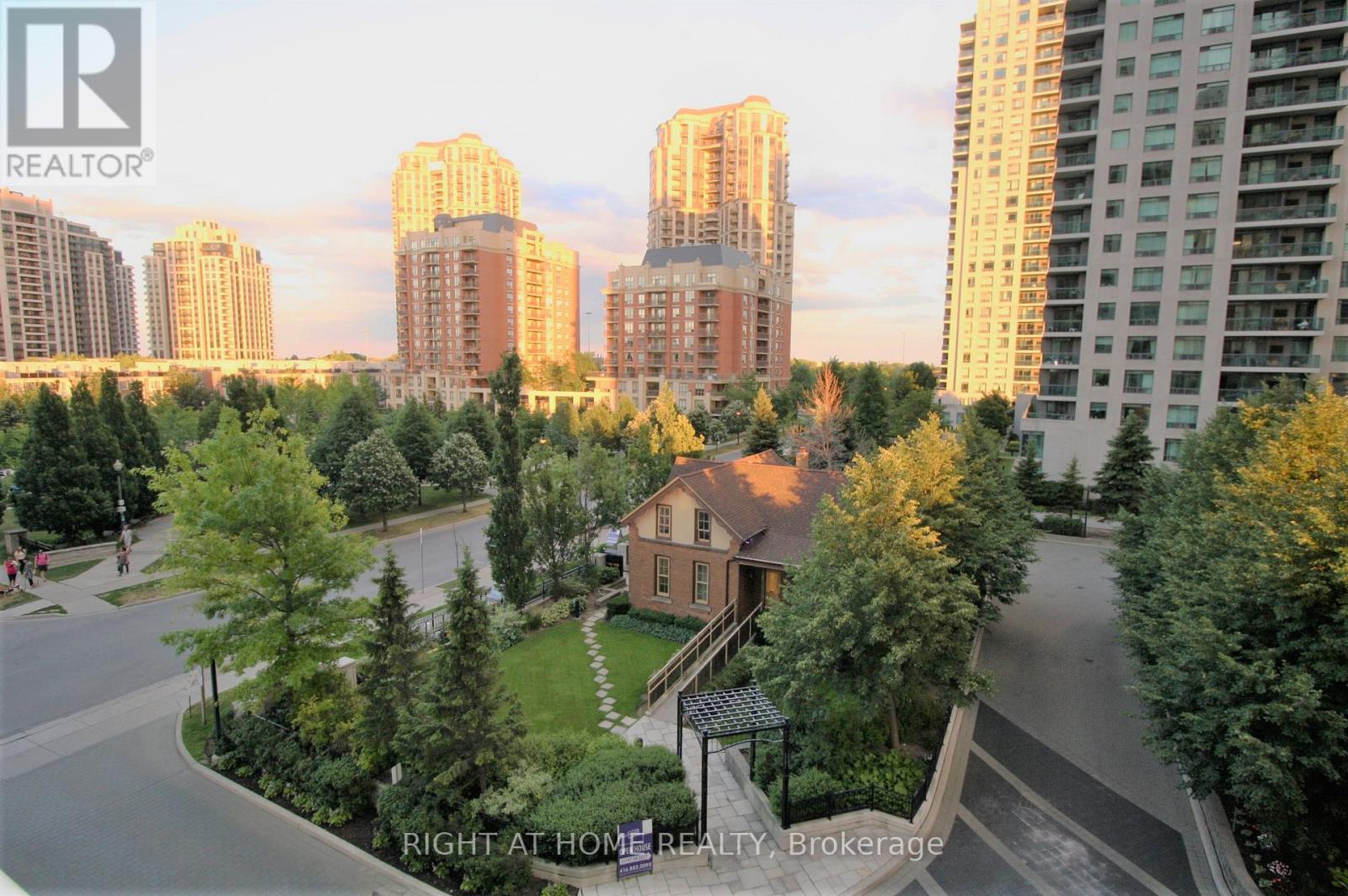 406 - 16 Harrison Garden Boulevard, Toronto, Ontario  M2N 7J6 - Photo 18 - C13165768