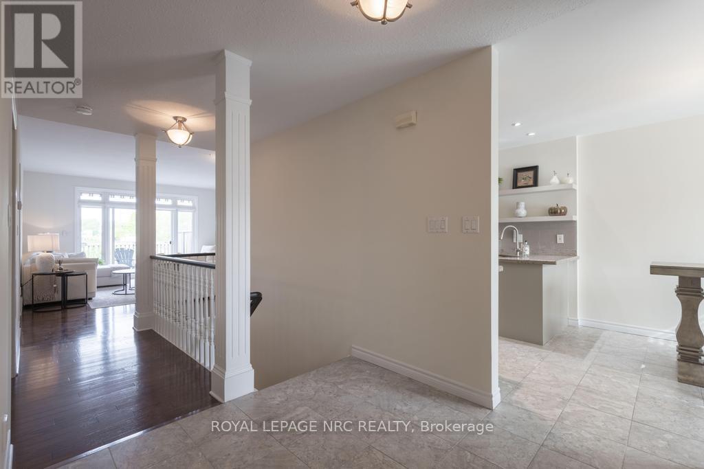 10 - 121 Glen Morris Drive, St. Catharines (Glendale/glenridge), Ontario  L2T 4C5 - Photo 3 - X13165760