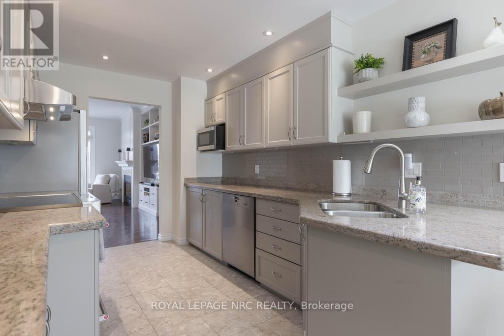 10 - 121 Glen Morris Drive, St. Catharines (Glendale/glenridge), Ontario  L2T 4C5 - Photo 7 - X13165760