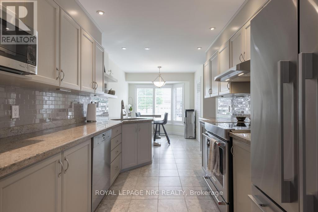 10 - 121 Glen Morris Drive, St. Catharines (Glendale/glenridge), Ontario  L2T 4C5 - Photo 8 - X13165760