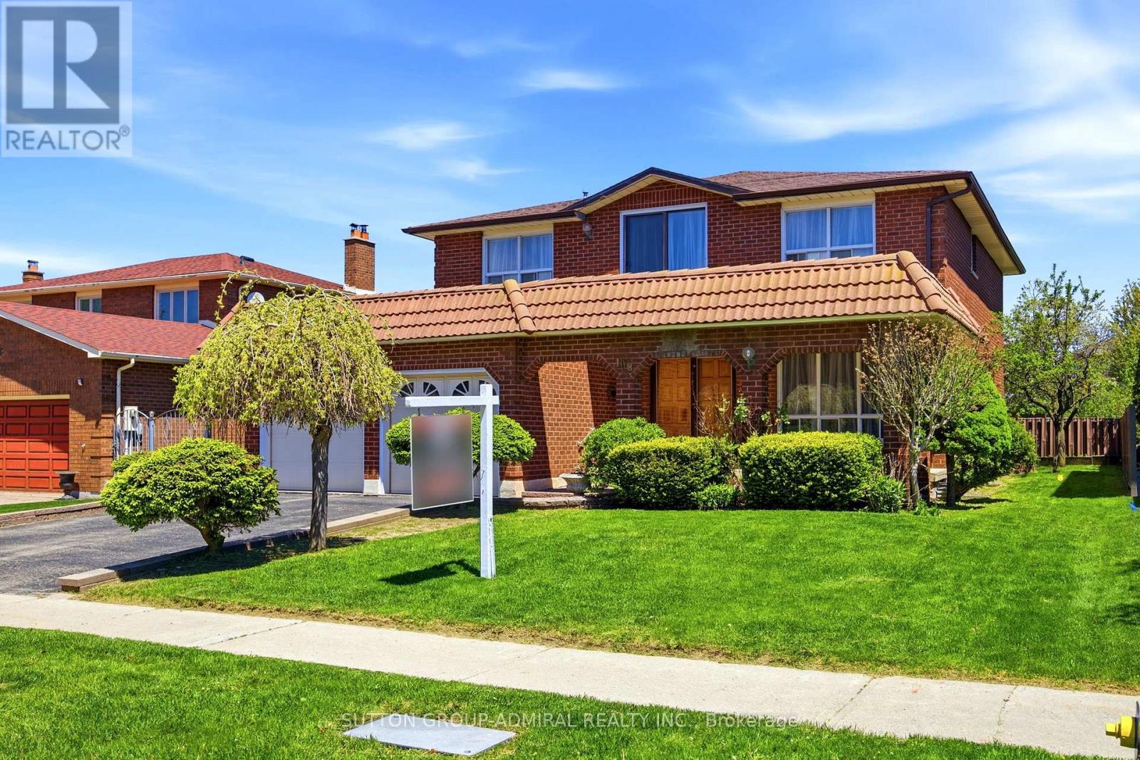 108 Benjamin Drive, Vaughan (East Woodbridge), Ontario  L4L 1H9 - Photo 2 - N13165826
