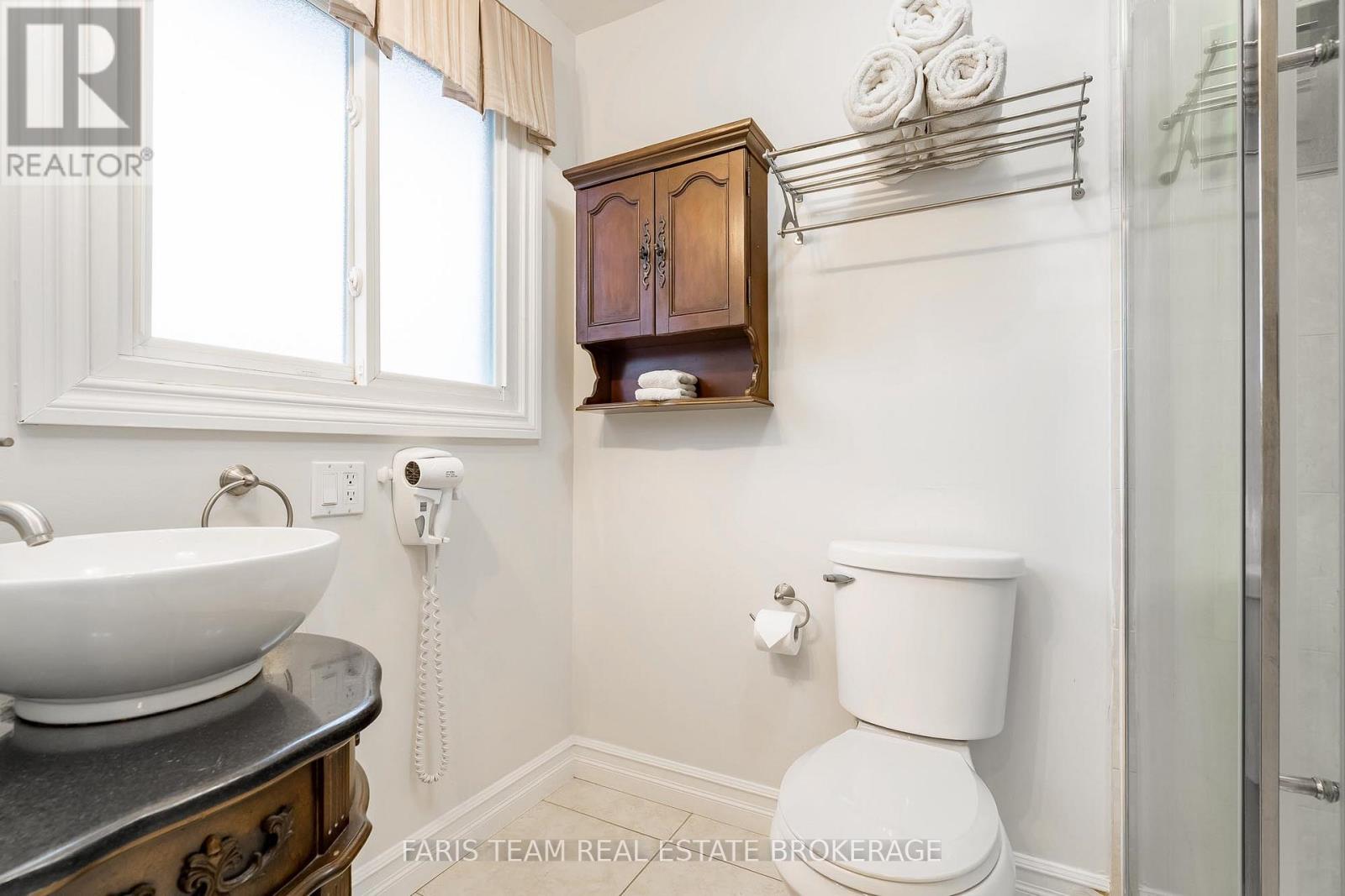 40 Orwell Crescent, Barrie, Ontario  L4N 6M6 - Photo 16 - S13165762