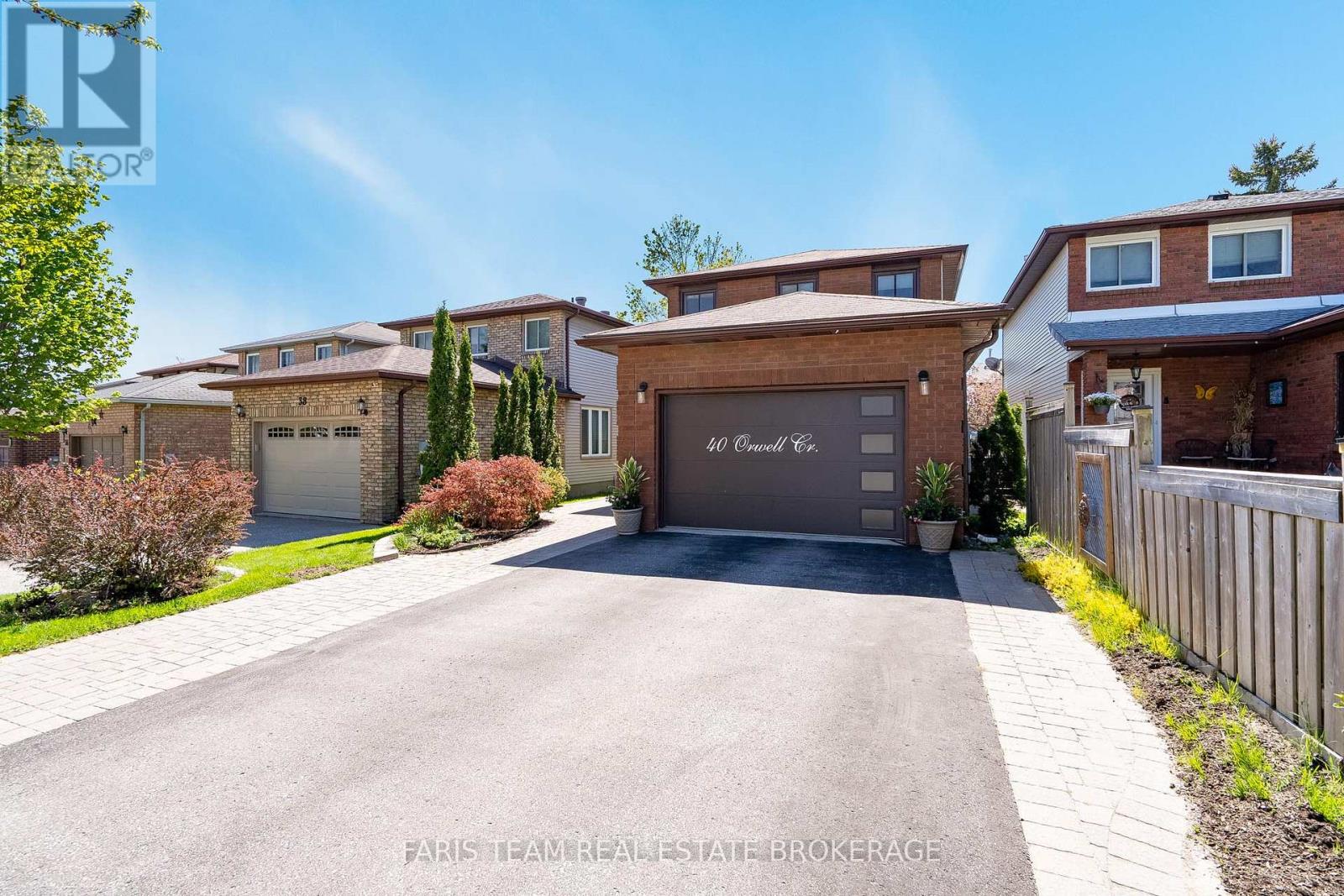 40 Orwell Crescent, Barrie, Ontario  L4N 6M6 - Photo 2 - S13165762