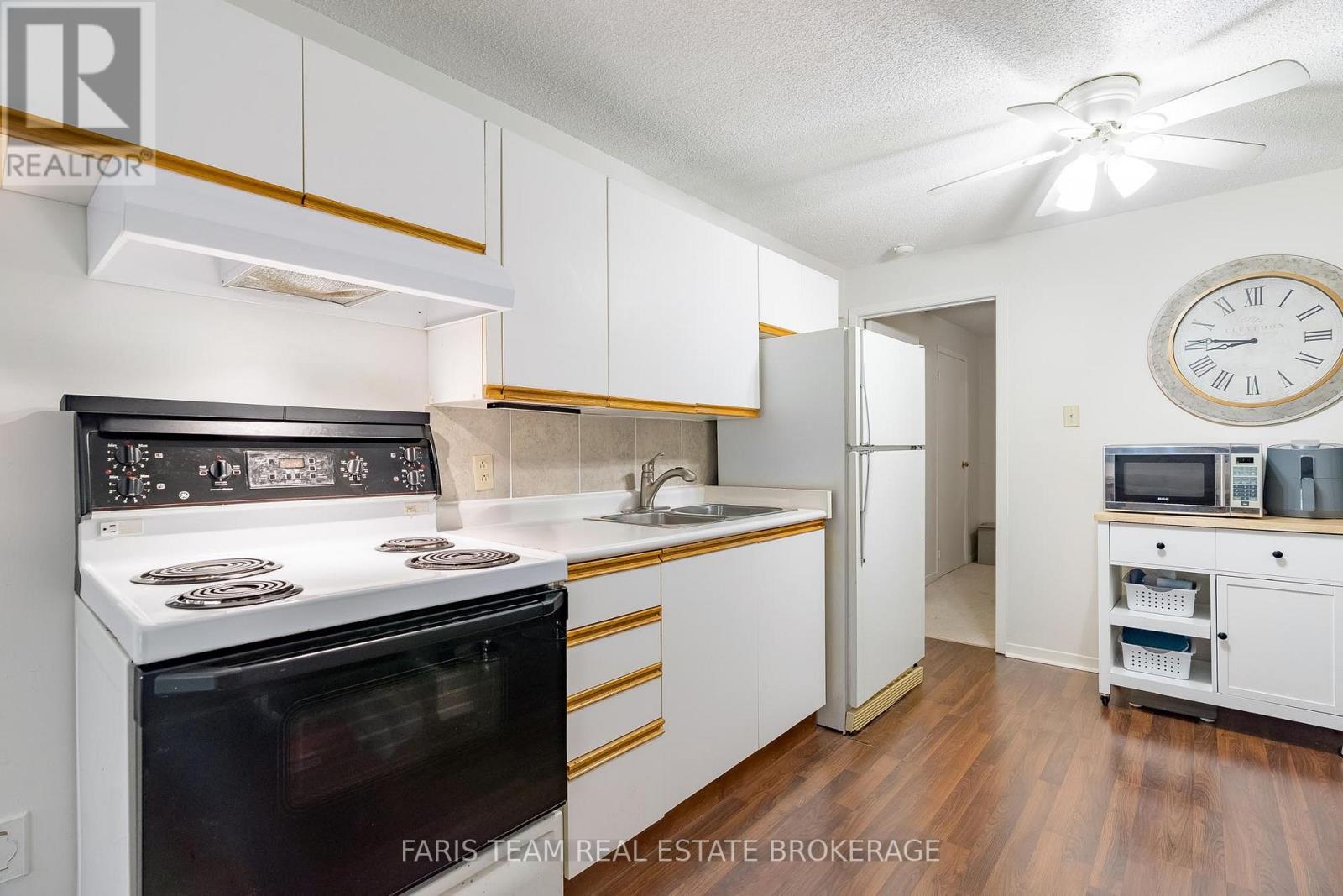 40 Orwell Crescent, Barrie, Ontario  L4N 6M6 - Photo 23 - S13165762