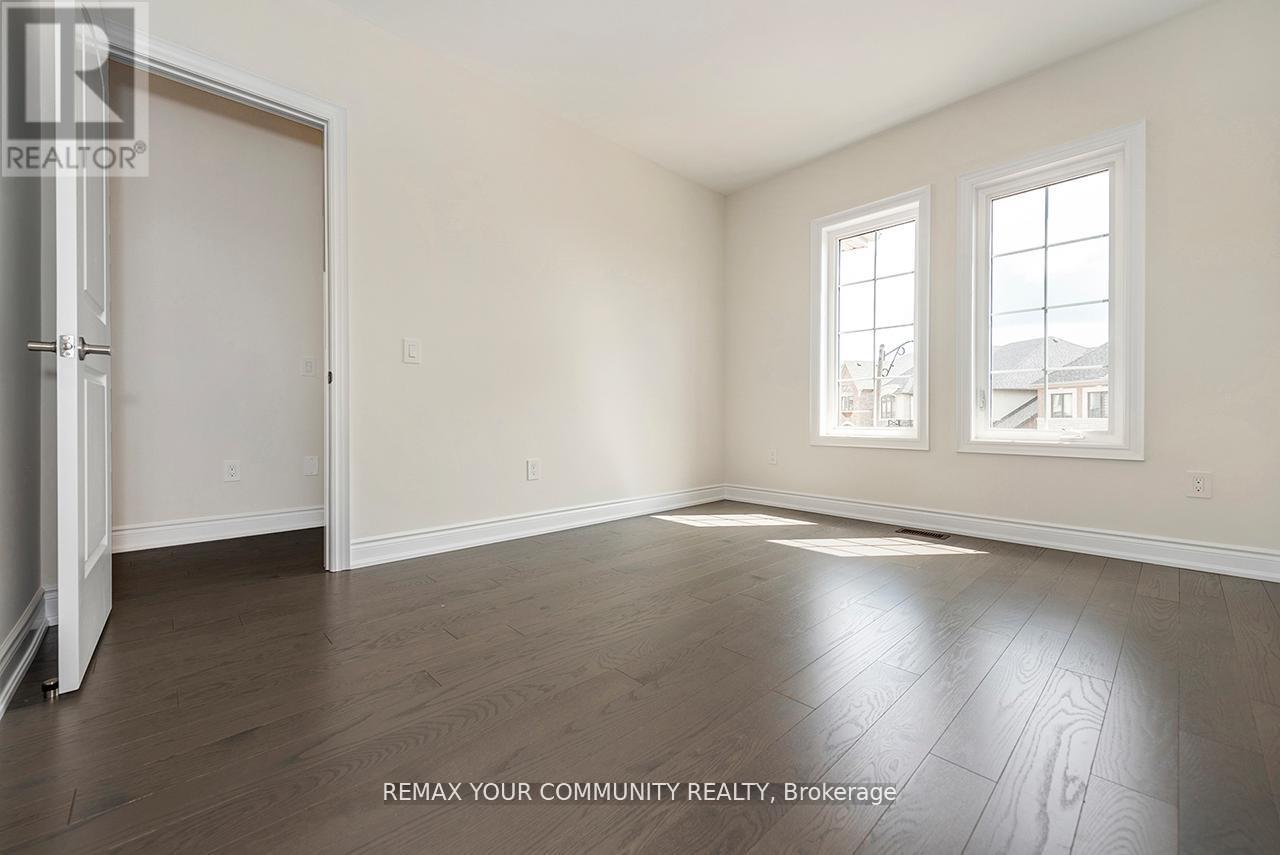 73 James Walker Avenue, Caledon, Ontario  L4C 4N1 - Photo 14 - W13165774