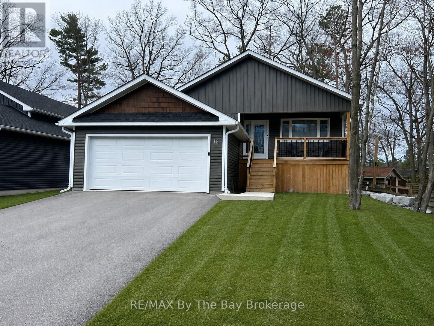 16 CARIBBEAN DRIVE, Wasaga Beach, Ontario