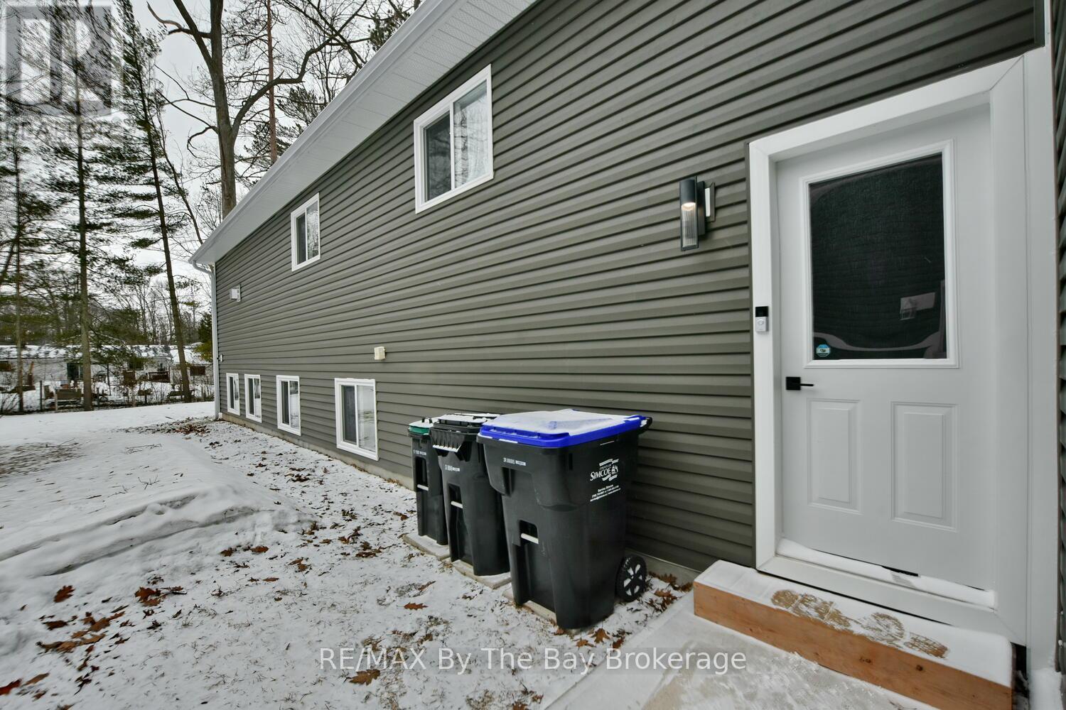 16 Caribbean Drive, Wasaga Beach, Ontario  L9Z 2W3 - Photo 22 - S12911916