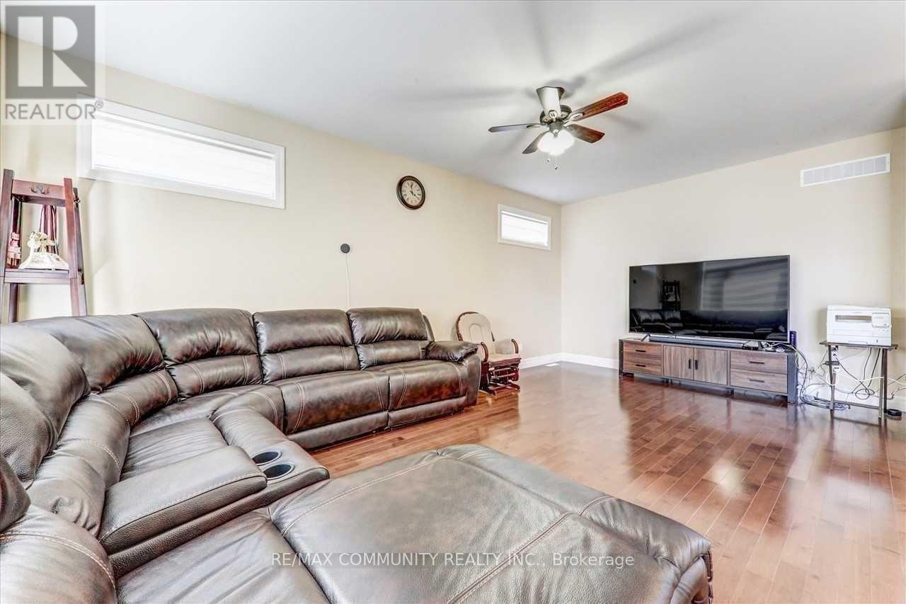 23 Blossom Court, Quinte West, Ontario  K8V 0E8 - Photo 12 - X13165816