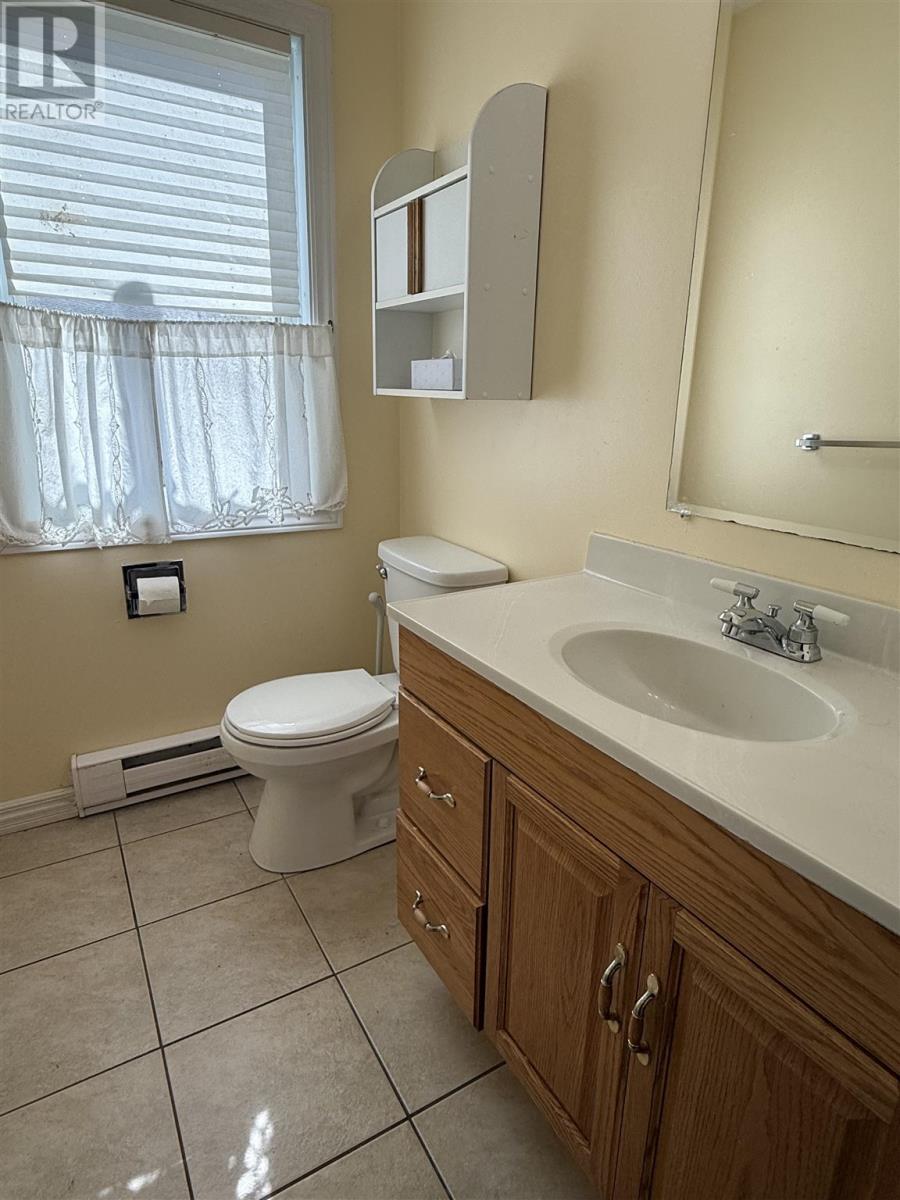 30b Washington Cres, Elliot Lake, Ontario  P5A 2L8 - Photo 22 - SM261073