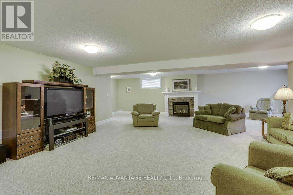 982 Medway Park Drive, London North, Ontario  N6G 0K7 - Photo 26 - X13158192