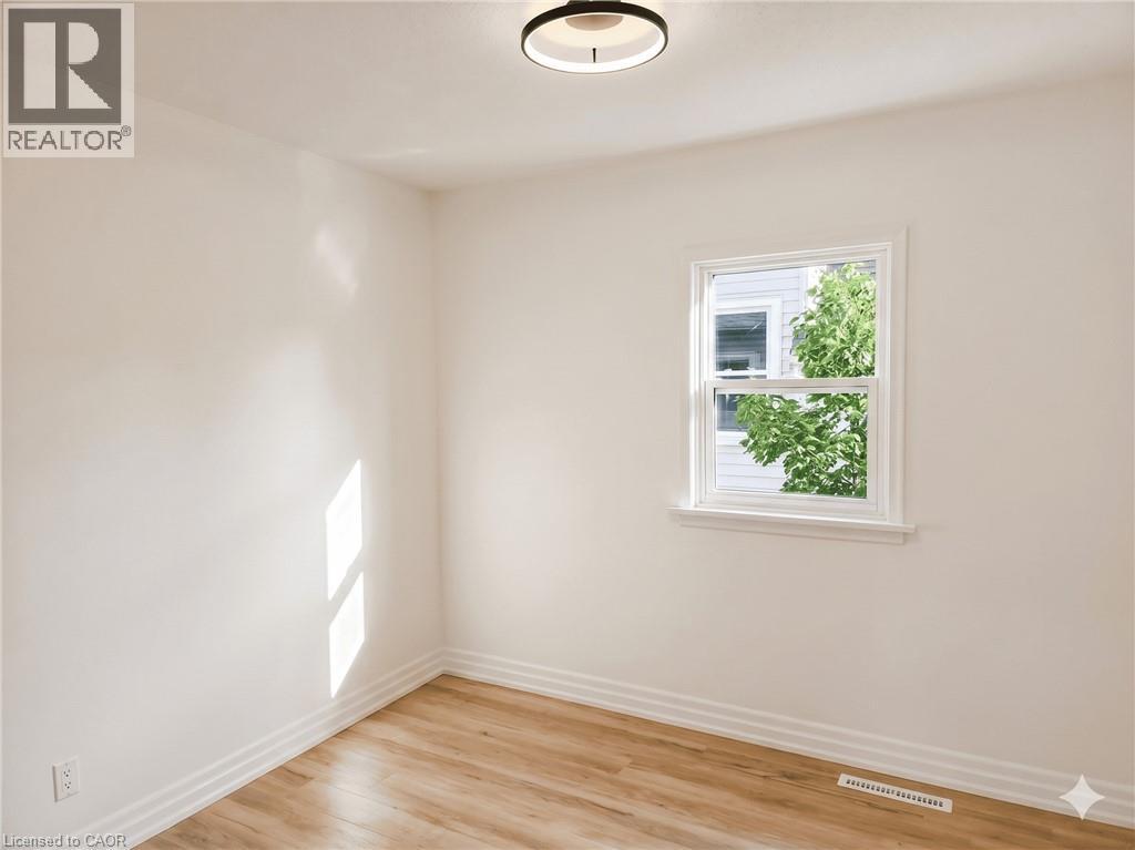 13 Marlborough Avenue, St. Catharines, Ontario  L2M 5T1 - Photo 11 - 40832905