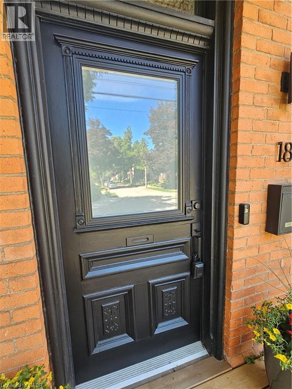 18 Alanson Street, Hamilton, Ontario  L8N 1W5 - Photo 5 - 40831089