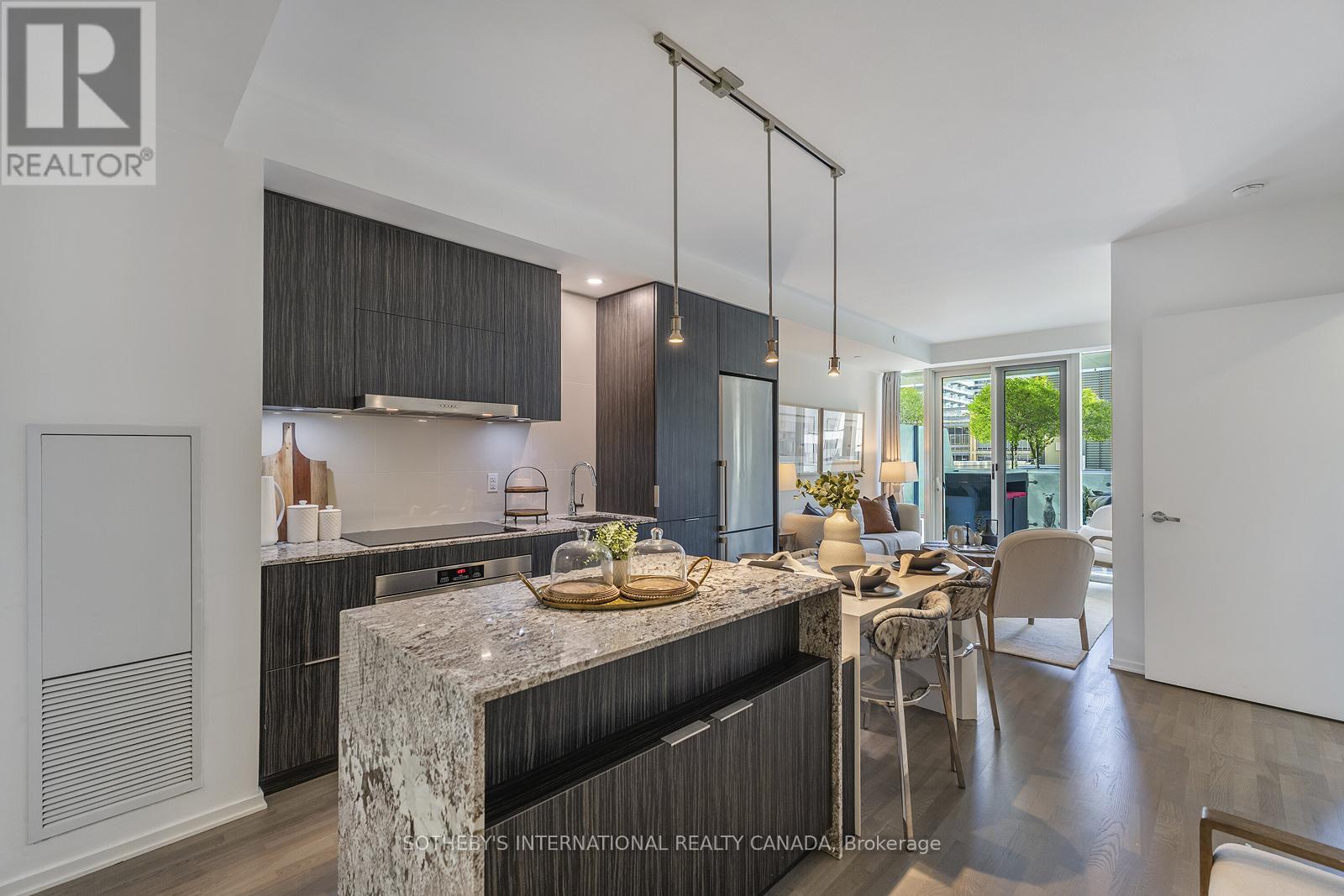303 - 1 Bloor Street E, Toronto, Ontario  M4W 0A8 - Photo 3 - C13165850