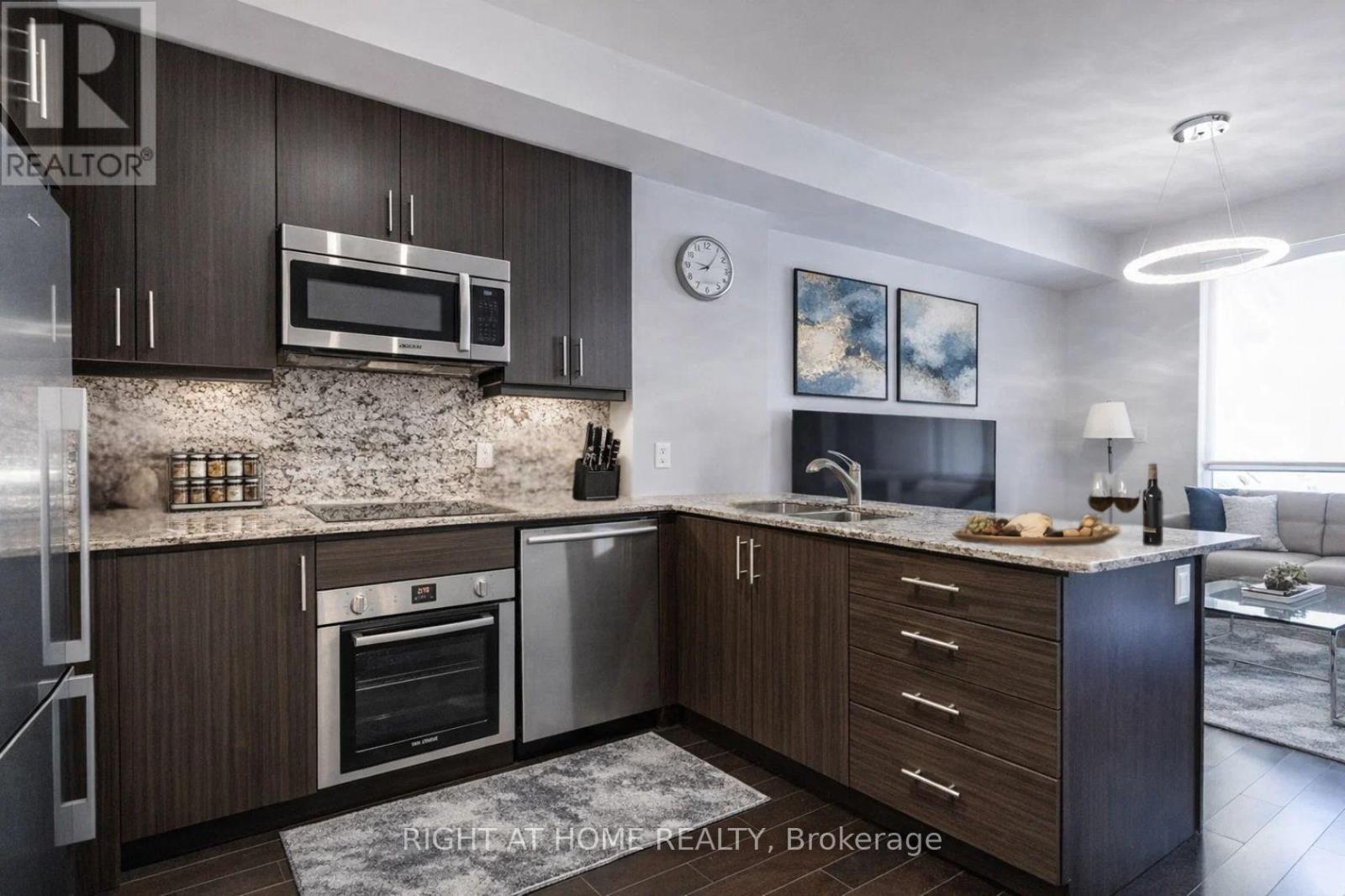 301 - 1 The Esplanade, Toronto, Ontario  M5E 0A8 - Photo 9 - C13165854