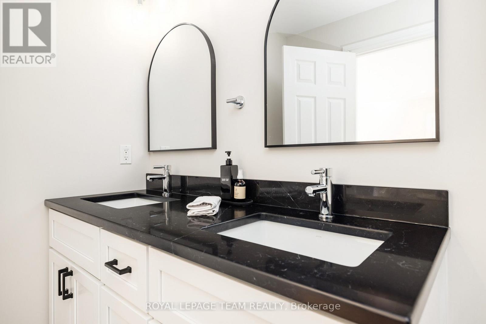 10 Balmoral Street, North Grenville, Ontario  K0G 1J0 - Photo 24 - X13165880