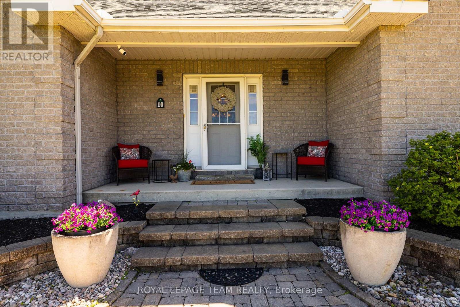 10 Balmoral Street, North Grenville, Ontario  K0G 1J0 - Photo 4 - X13165880